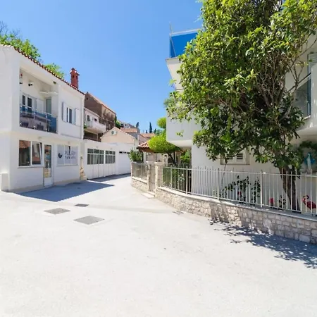 & Bari I Apartment Mlini