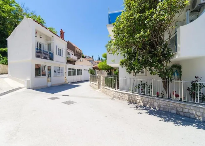 & Bari I Apartment Mlini